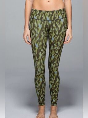 Lululemon Wunder Under leggings